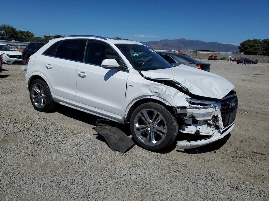 2016 AUDI Q3 Prestige авто розмитнене та знаходиться в Києві