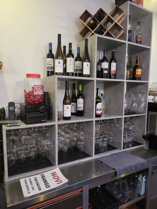 Restaurante em pleno funcionamento