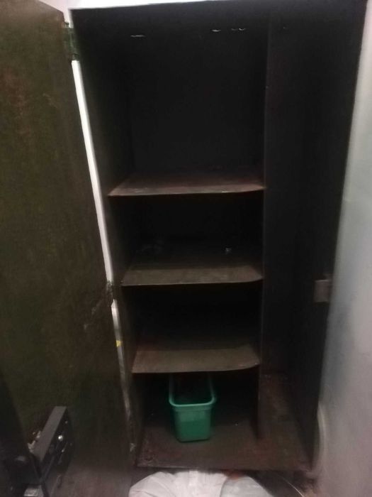 Продам сейф. Продам сейф.