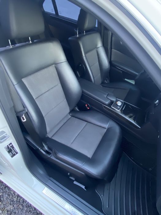 Mercedes-Benz E-Class  W 212  Avantgarde