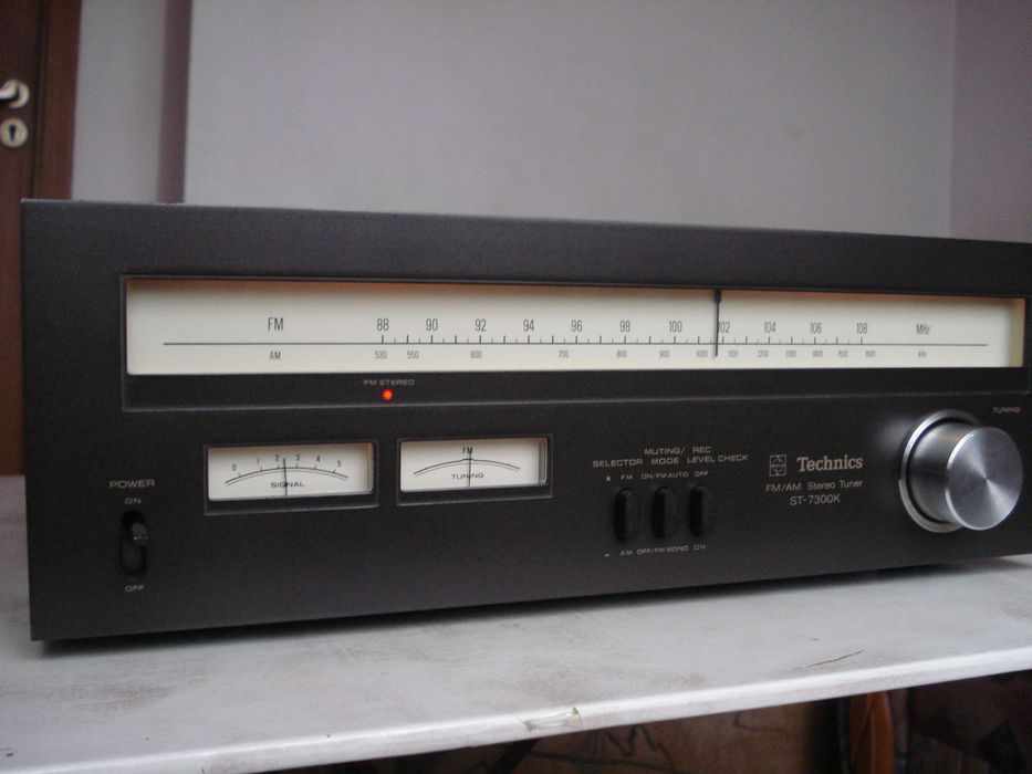 Тюнер "Technics" ST-7300K