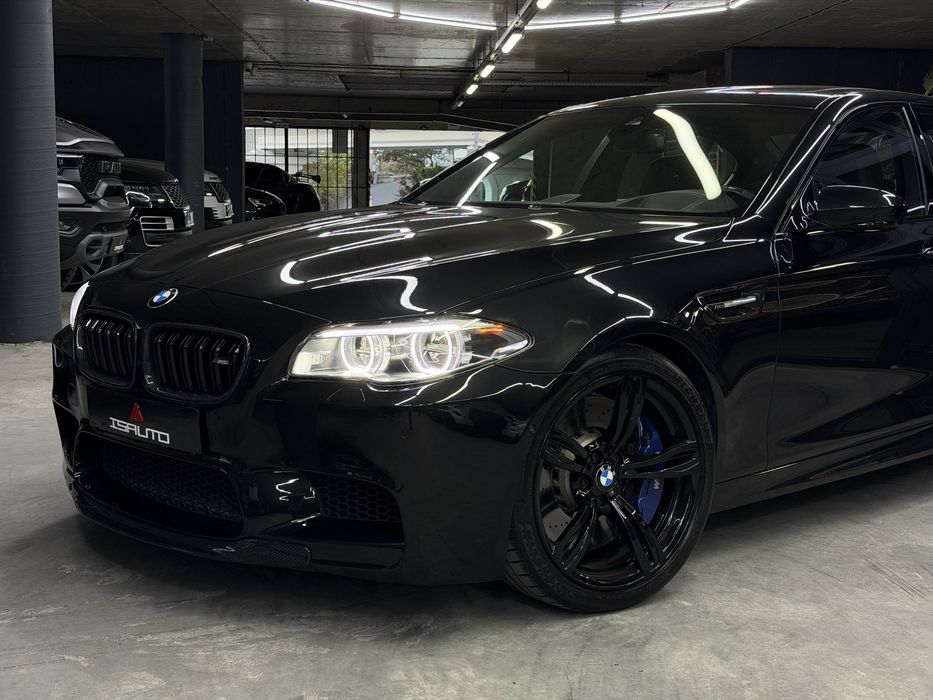 BMW M5 F10