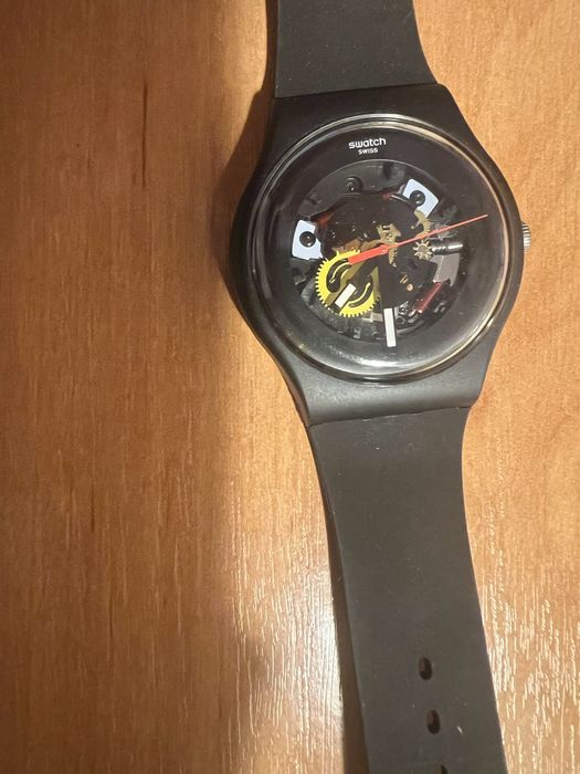 Годинник swatch swiss