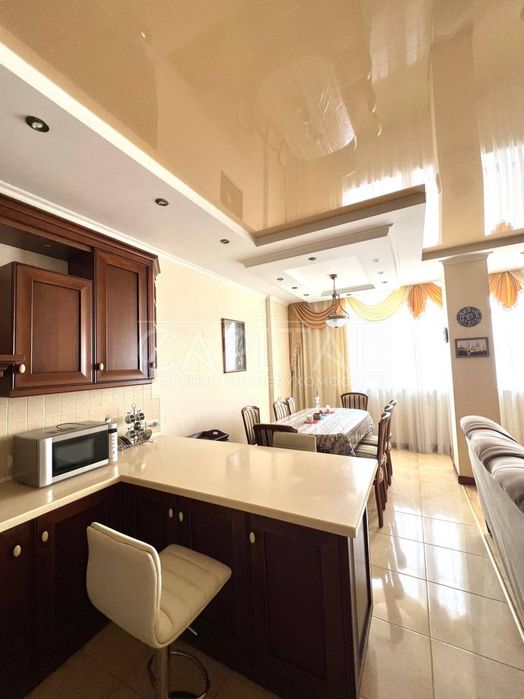 Продаж квартири, вул. Предславинська, Печерський р-н