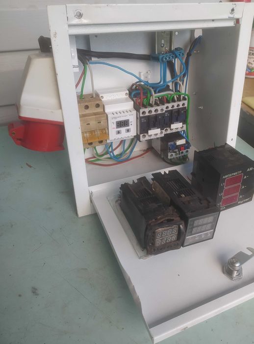 Продам преобразователь CFM-110!