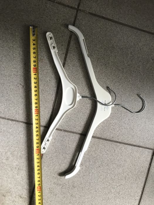 Тремпеля, вешалки, вішаки,вішалки