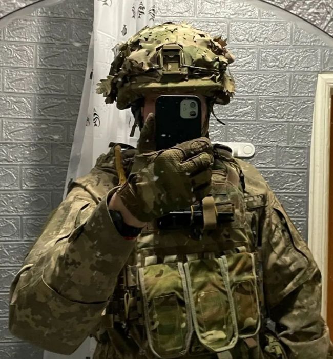 Кавер на шолом каску мультикам