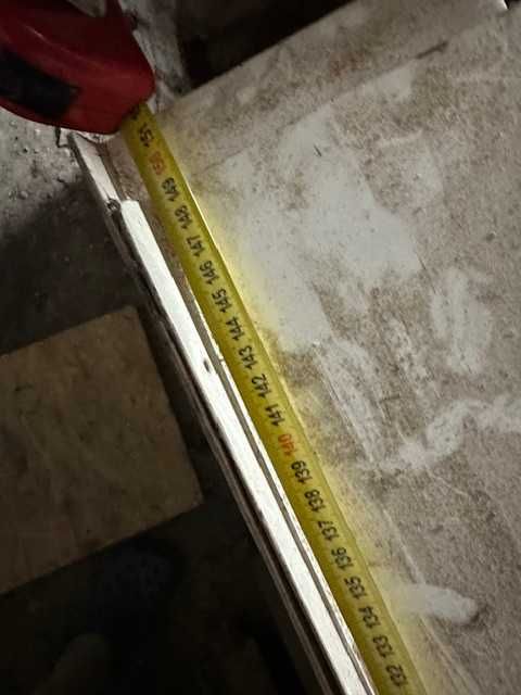 Parapety zewnętrzne z żywicy epoksylowej białe, nie używane, 12 cm