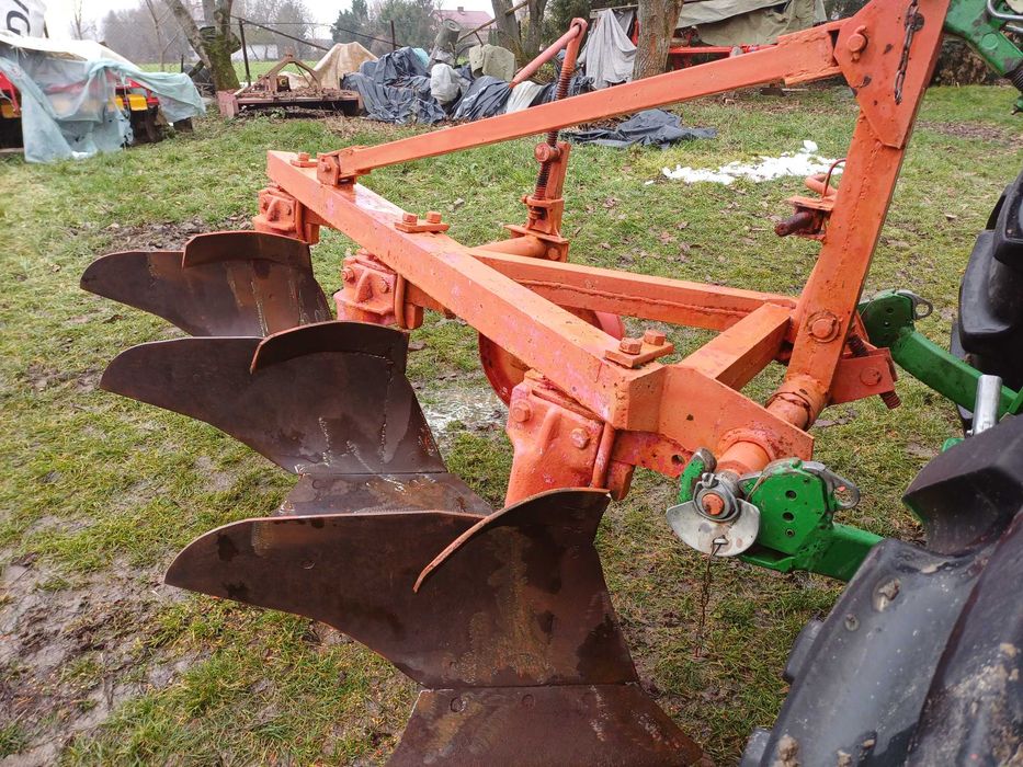 Pług zagonowy 3 skibowy