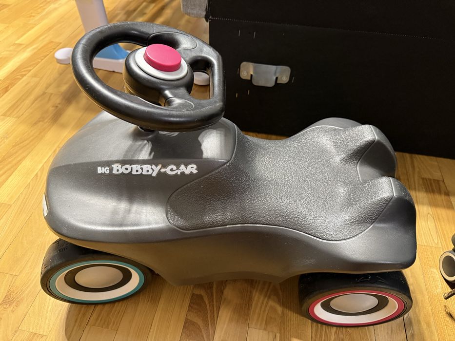 Машинка толокар Big Нео