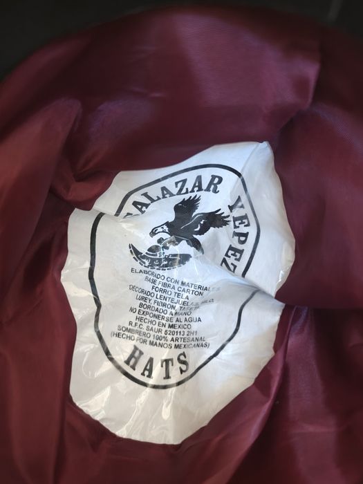 Piękny kapelusz salzar yepez sombrero