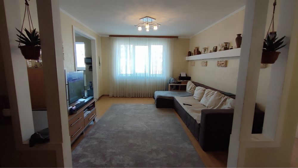 Трикімнатна квартира з АО на Богунії