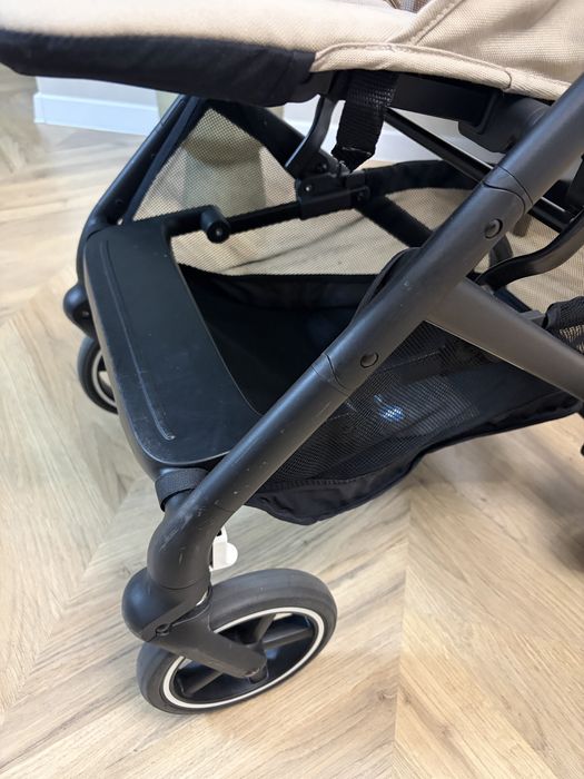 Cybex Beezy + підстаканник