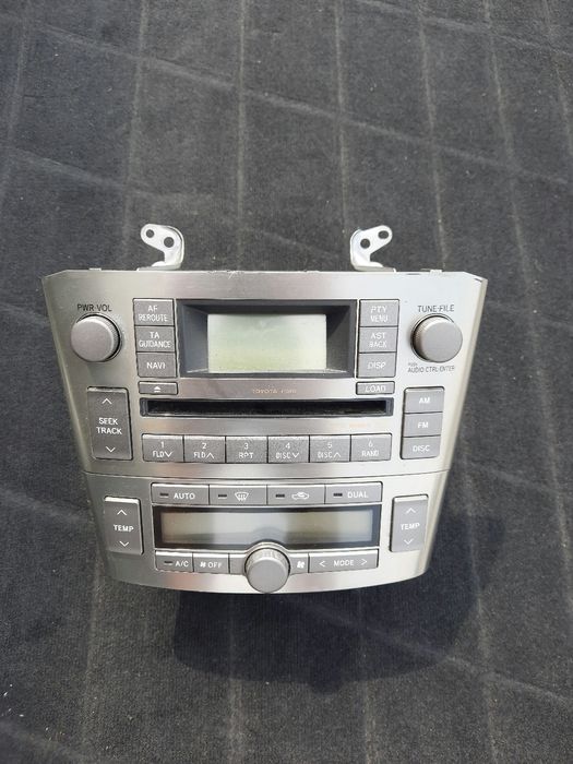 Radio Toyota Avensis T25