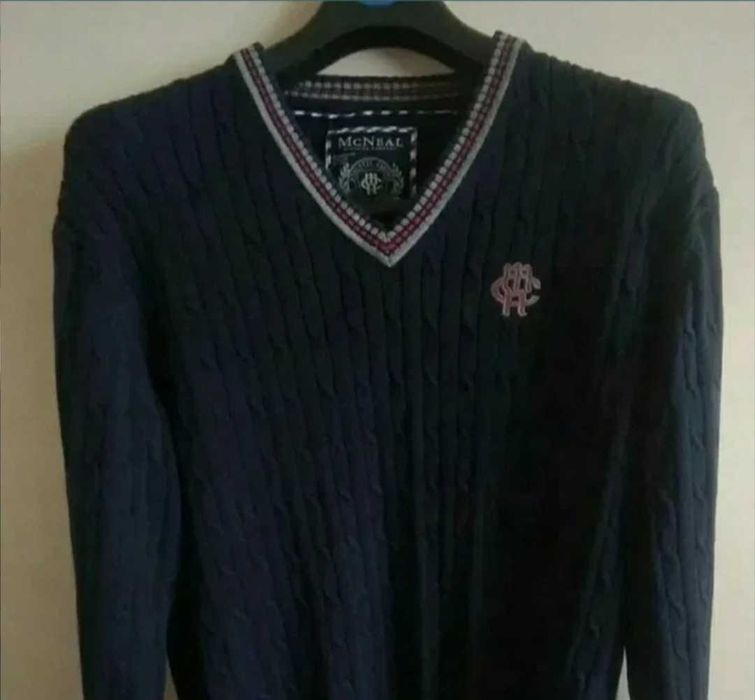 Mc Neal Charles sweter casual granat dekolt V wzór warkocze bawełna