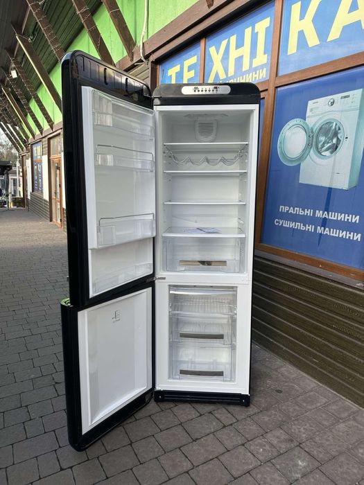 Холодильник Smeg