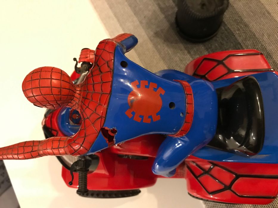 Pojazd na pilota Spider-man 2008