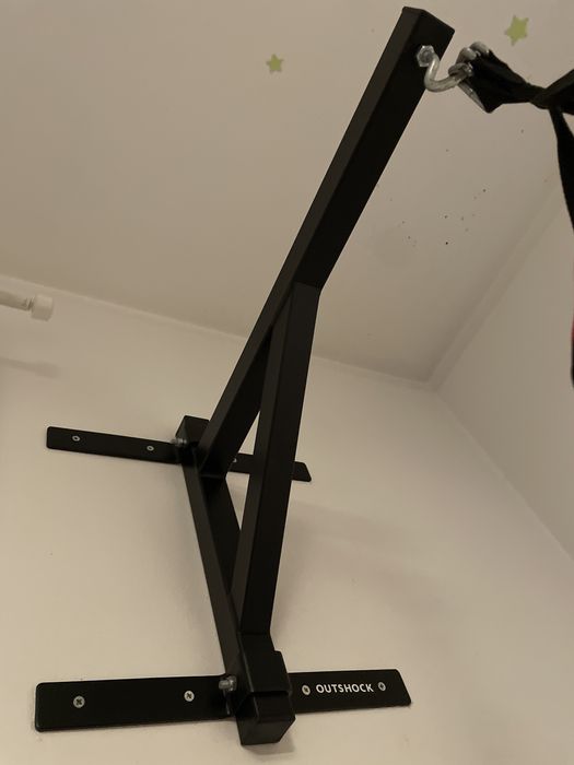 Vendo Saco de Boxe Com Suporte