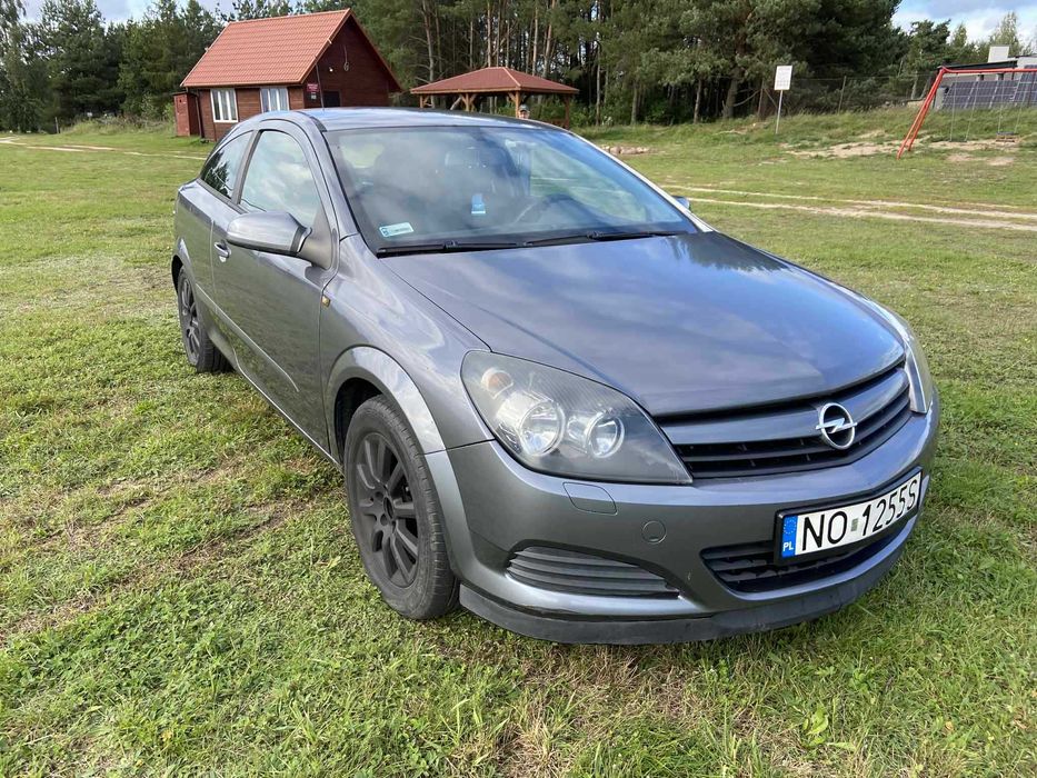 Opel ASTRA H GTC 1.9