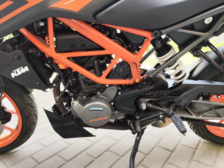 KTM Duke 125 kat B /ABS 2022r