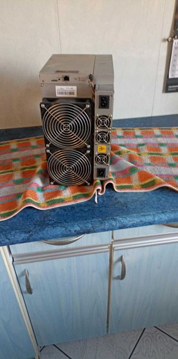 Antminer T17+ 56TH