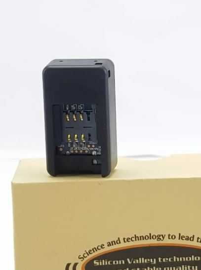 Міні GSM GPS трекер з вбудованими магнітами для кріплення