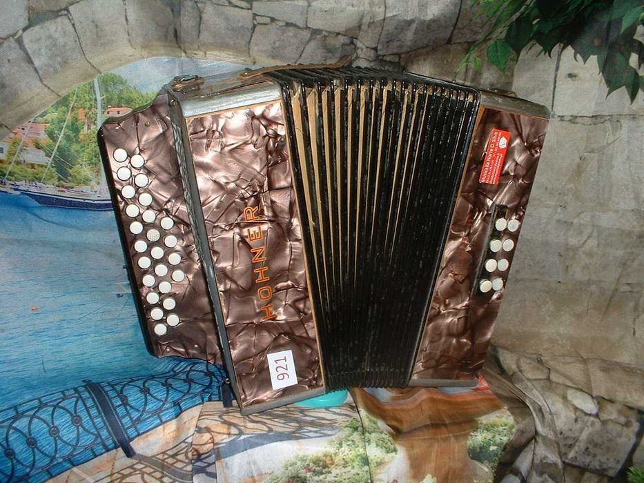 Concertina para venda N, 921