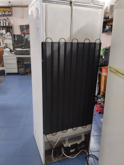 Холодильник indesit