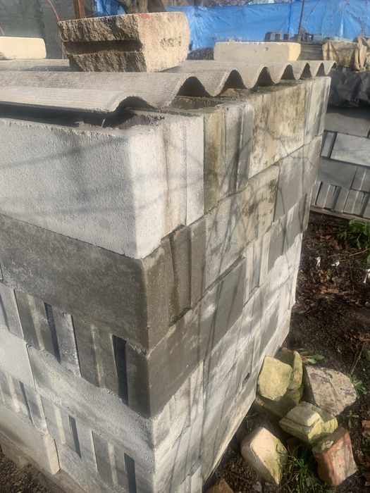 Продам шлакоблок новый 600 штук.