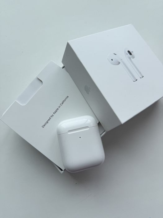 Airpods 2 wireless charging case