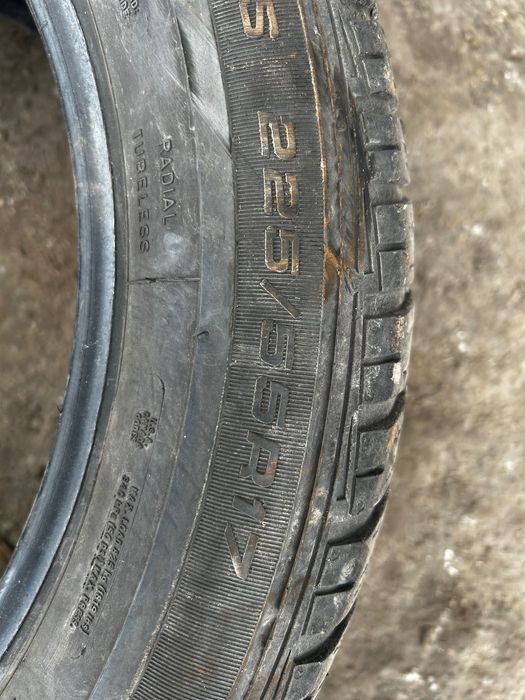 Продам шини зимові
