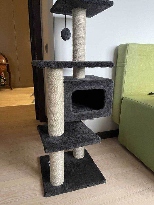 Кігтеточка з будиночком Trixie Palamos