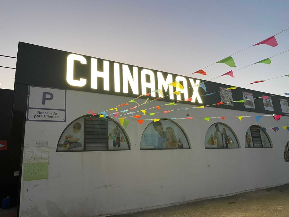 Letras 3D Iluminadas LED Personalizadas - Letreiros Luminosos Premium