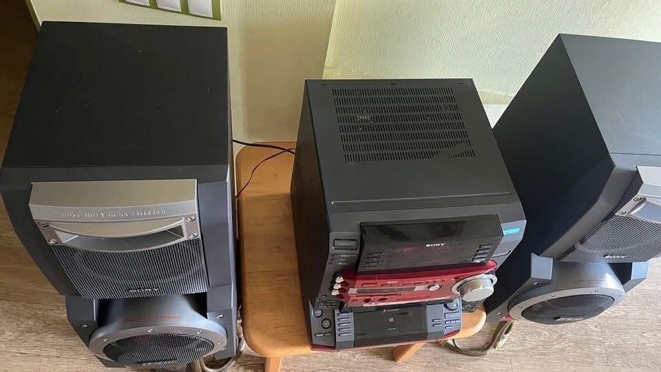 Музичний центр Sony HCD - LX 7 Колонки Sony SS -LX7.