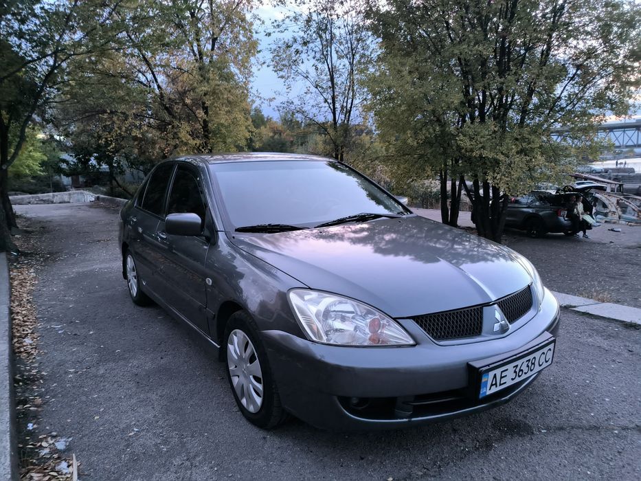 Продам mitsubishi lancer 9 1.6 avto