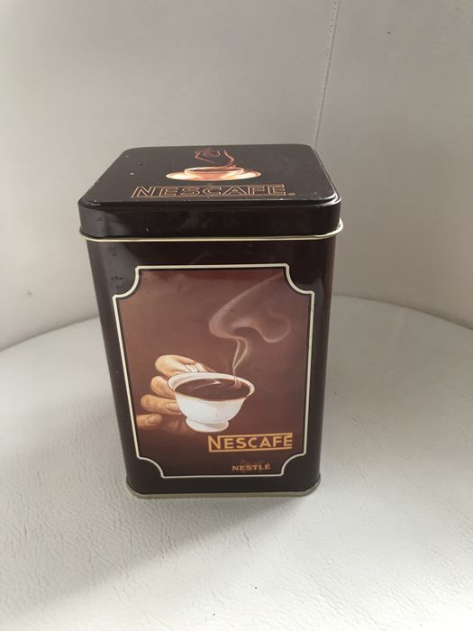 Metalowe  pudełko  Nescafe PRL.