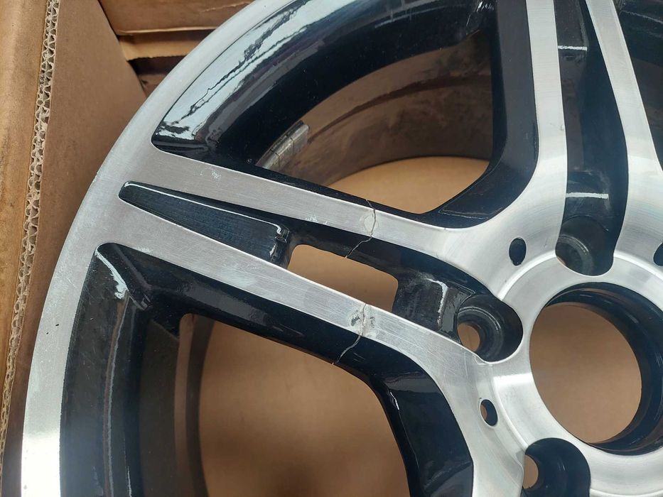 Vendo conjunto de 4 Jantes Especiais de 18"