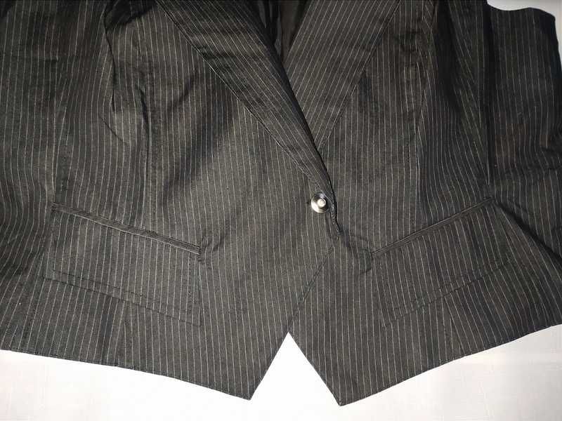 Kamizelka w prążki 2-BIZ 44/46 Nowa