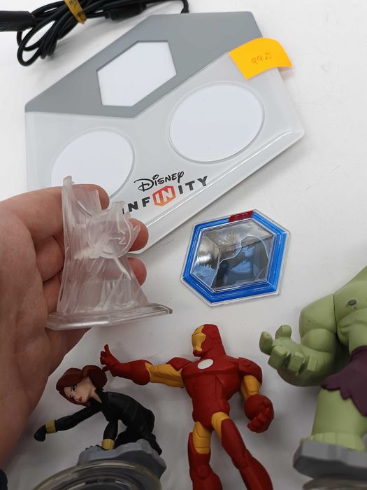 Disney Infinity 2.0 Xbox 360 + figurki marvel