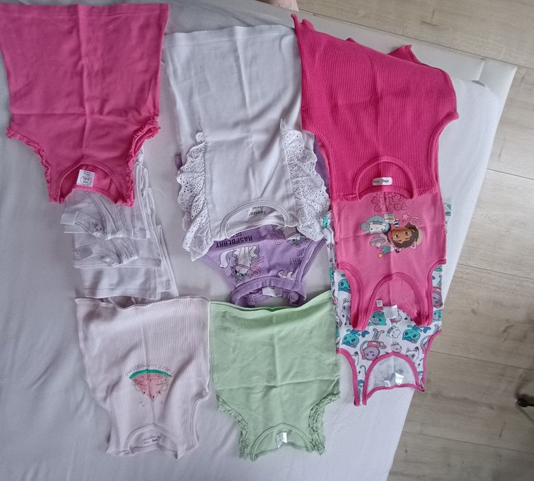 Zestaw koszulek bez rękawów r98/104