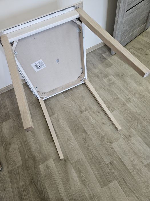 Стол   обеденный