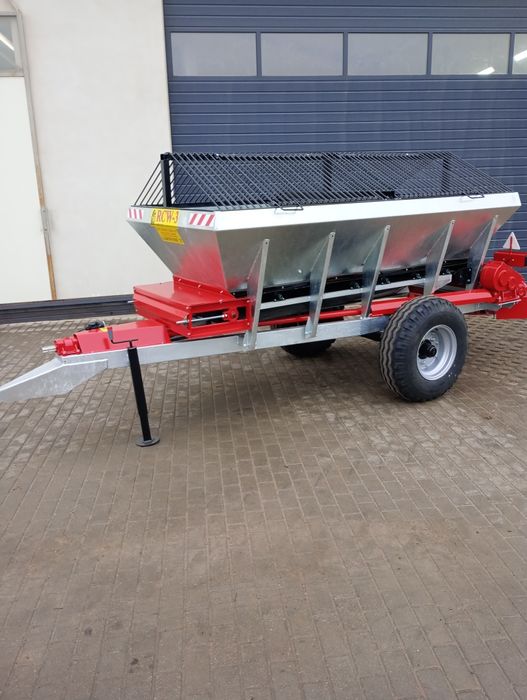 Rozsiewacz RCW-3 ocynk piaskarki solarka komunalna posypywarka LEASING