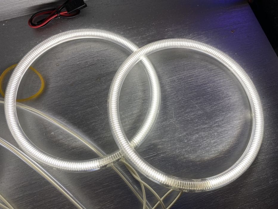 Ангельские глазки CCFL на ВАЗ 2101 2103 2106 Нива: 599 грн. - Передні ...