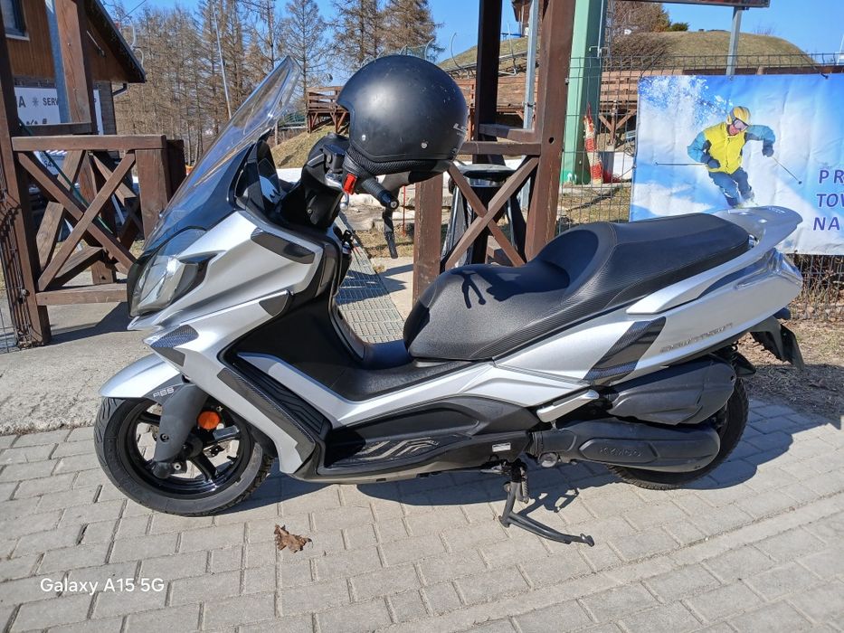 Sprzedam Max skuter Kymco downtown 125 r.2021