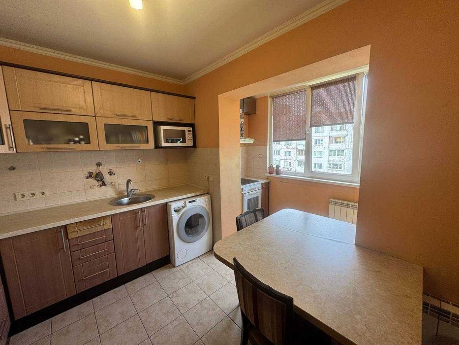 Придаж трикімнатної квартири 78 м., метро Теремки, Магелан