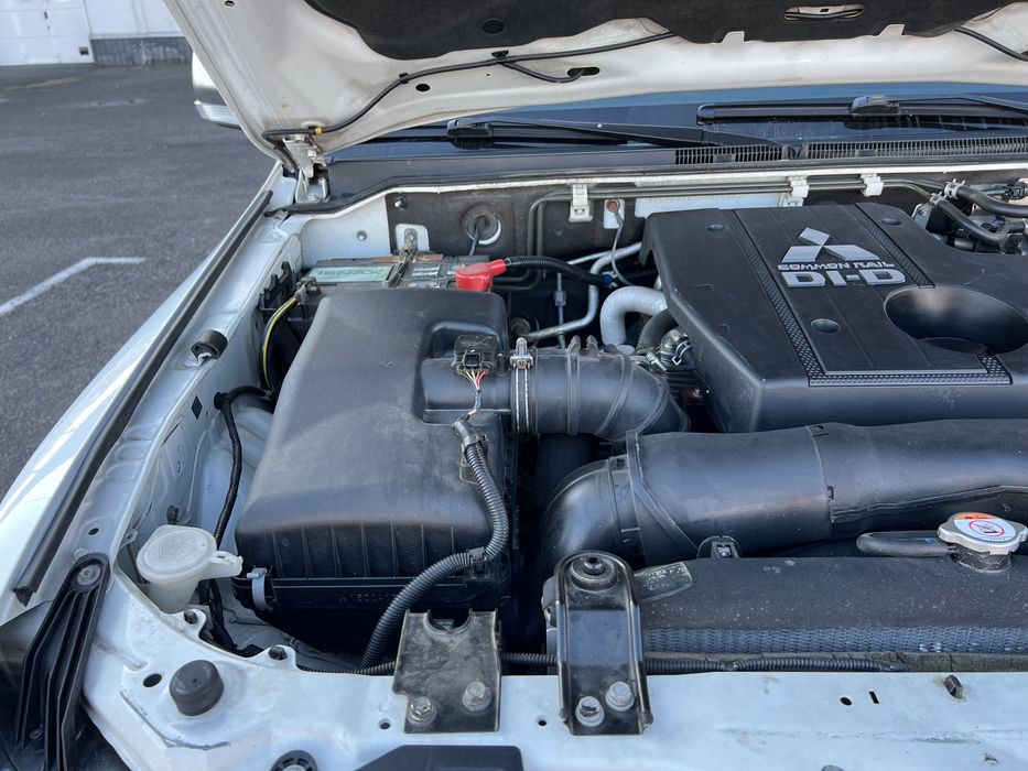 Mitsubishi Pajero wagon3.2 DIDт