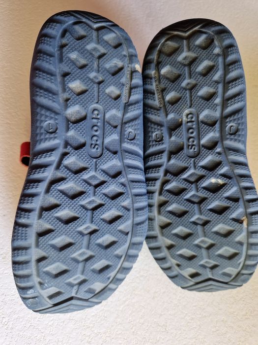 Crocs J1 sandały gumowe granatowo / czerwone