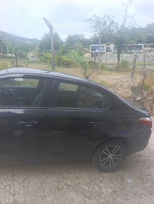 Citroen c ellyse 1.6 HDi exclusive