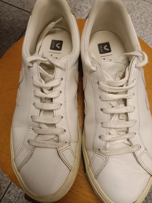 Sapatilhas/ tenis VEJA, brancas, nº 40