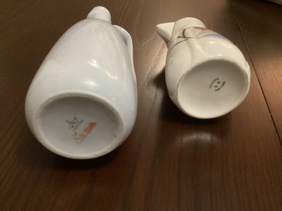 Jarros antigos porcelana portuguesa.